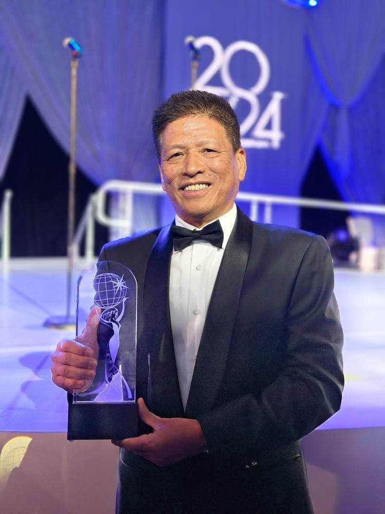 联合国“旅游大使”、长隆集团董事长苏志刚荣获西娅奖“终身成就奖”