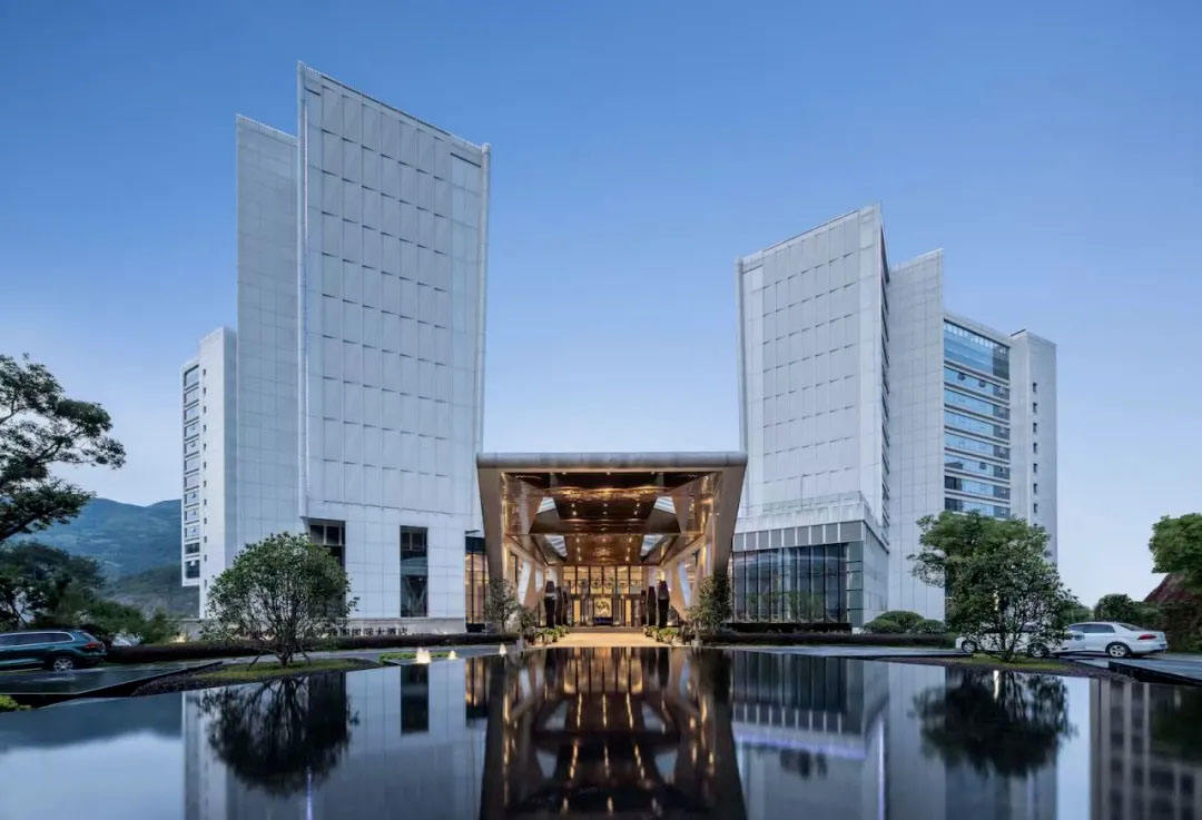 中国旅游集团酒店控股有限公司战略投资雅阁酒店集团