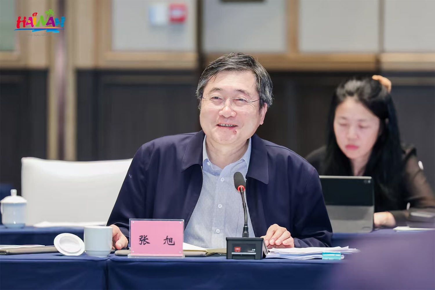 世界旅游联盟主席张旭出席海南省旅游高质量发展专家咨询组2025年咨询会